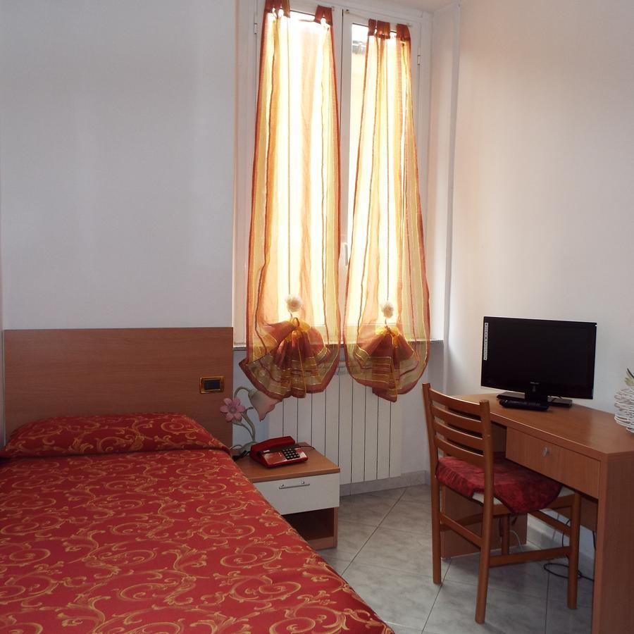 Ideale Hotel 2*